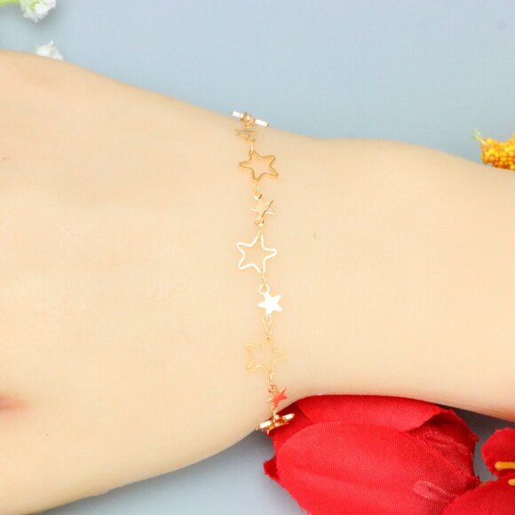 "Elegant & Trendy Bracelet, A Perfect Gift for Women, Thoughtful, EVCH1593 - Picture 8 of 10